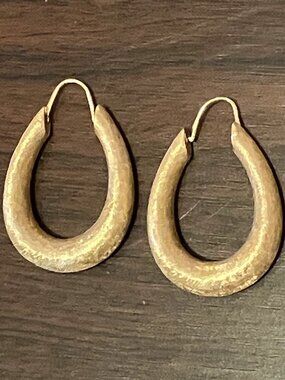 14k Gold Vintage Oval Hoop Earrings